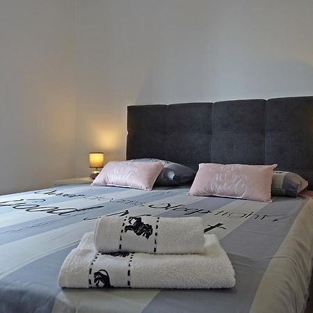 אופטיה Apartment Denis מראה חיצוני תמונה