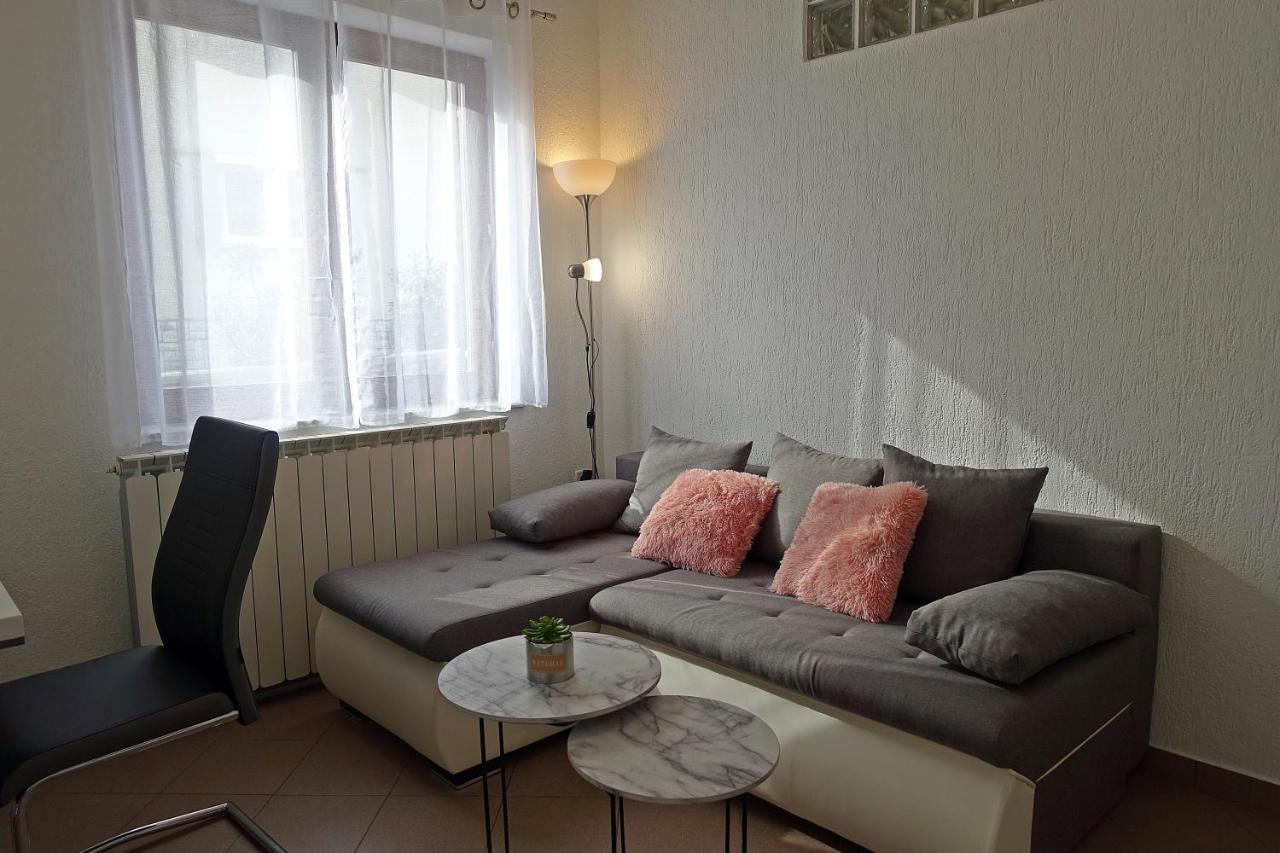 אופטיה Apartment Denis מראה חיצוני תמונה