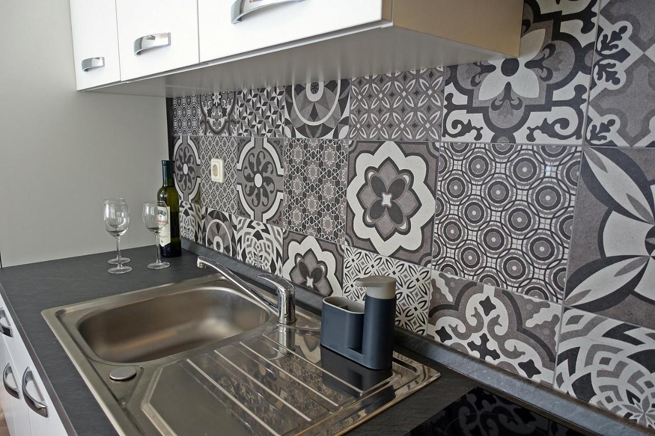 אופטיה Apartment Denis מראה חיצוני תמונה