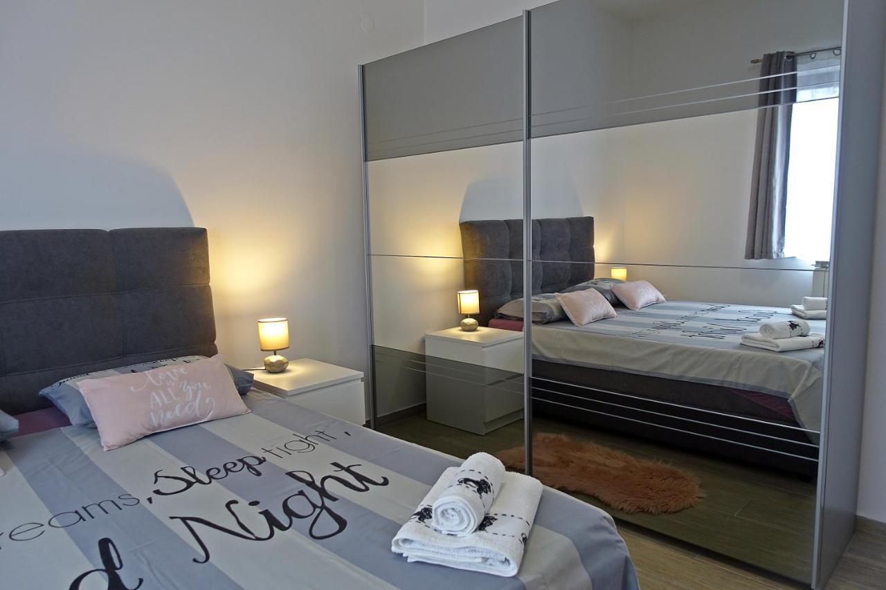 אופטיה Apartment Denis מראה חיצוני תמונה